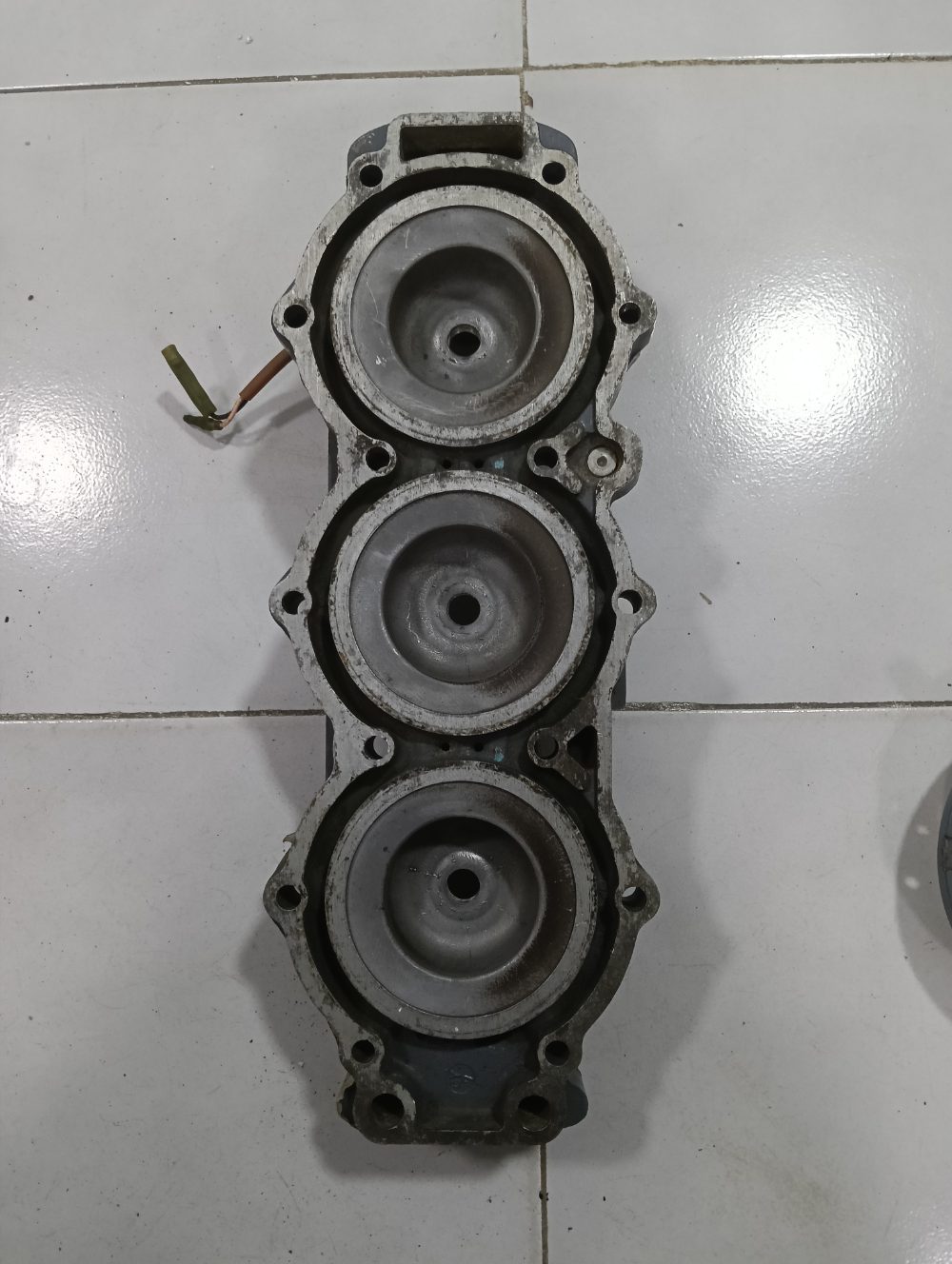 Culata para Yamaha 75 HP 2T — foto 2