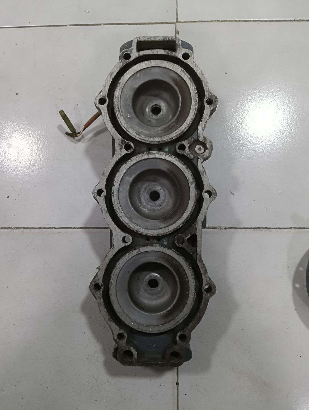 Culata para Yamaha 75 HP 2T — foto 3