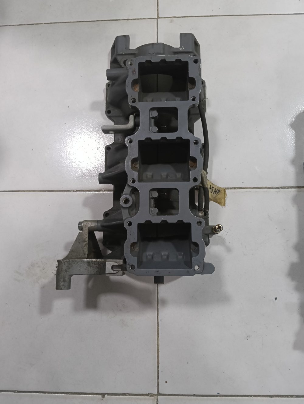 Tapa Carter para Yamaha 75 HP 2T
