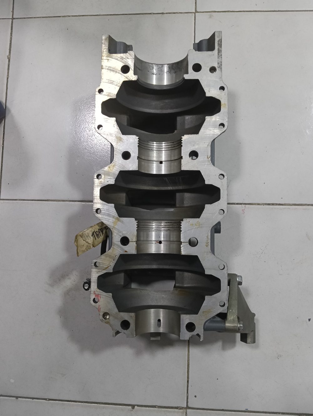 Tapa Carter para Yamaha 75 HP 2T — foto 3
