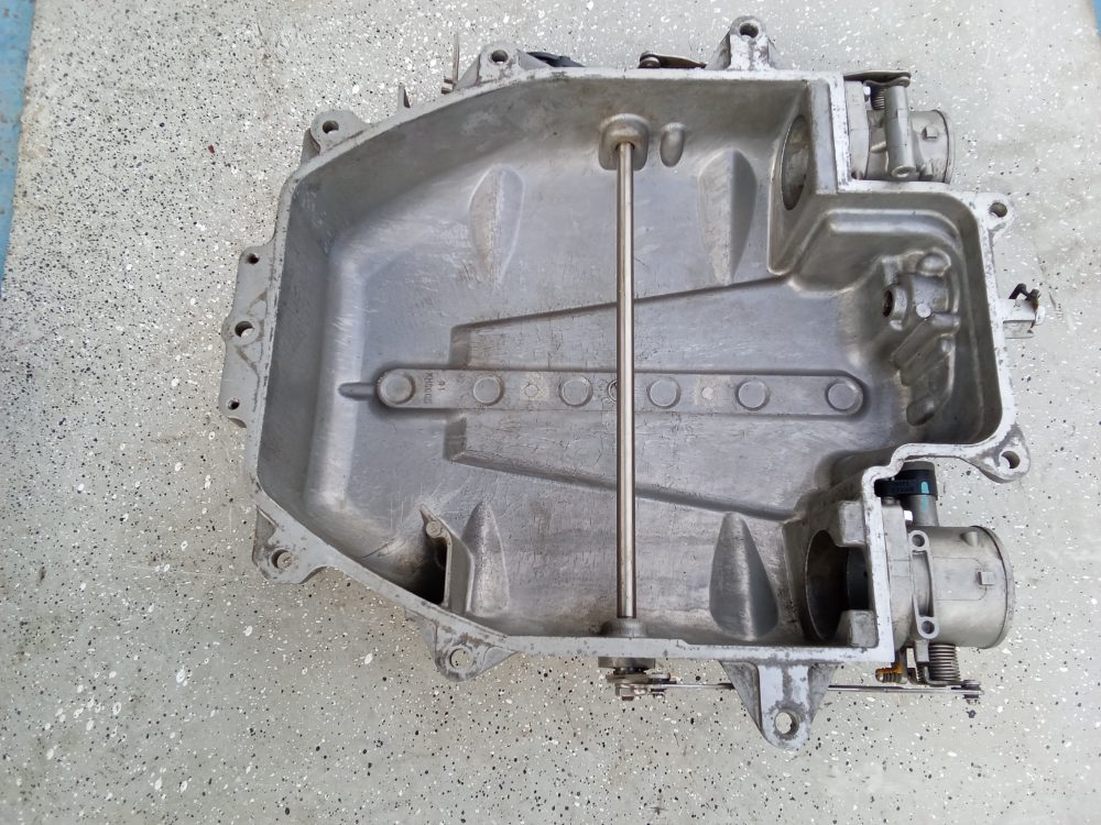 Múltiple de admisión para Suzuki 250 HP — foto 3