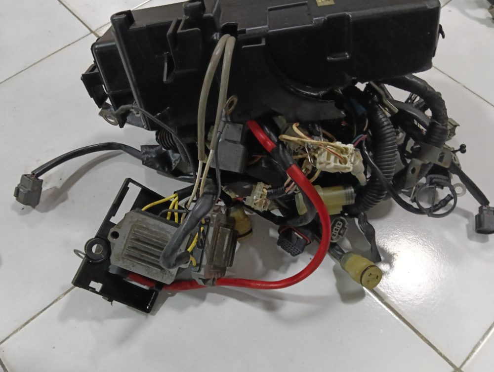 Sistema eléctrico para Suzuki 250 HP — foto 3
