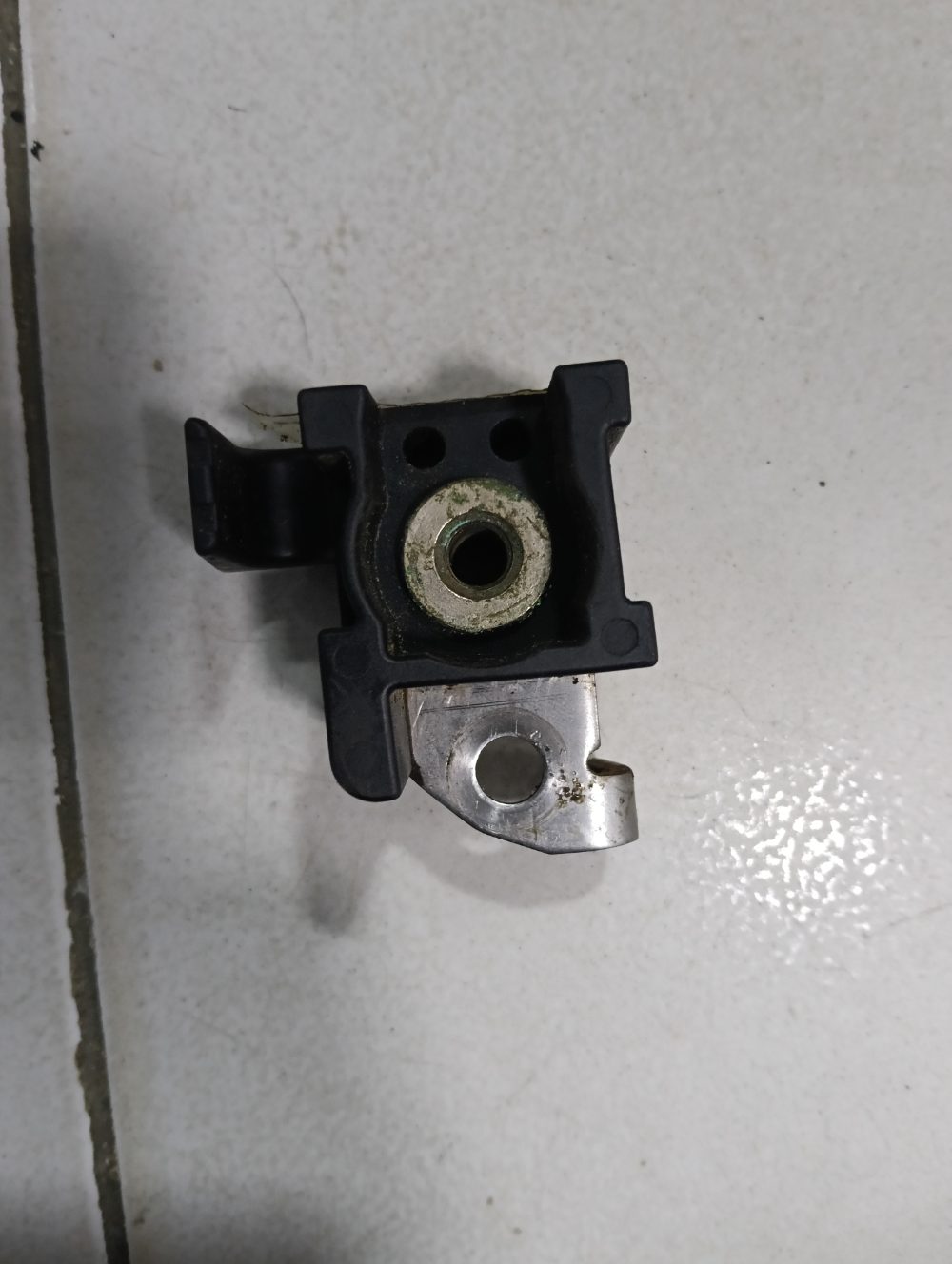 Poste positivo bateria para Yamaha 300 HP