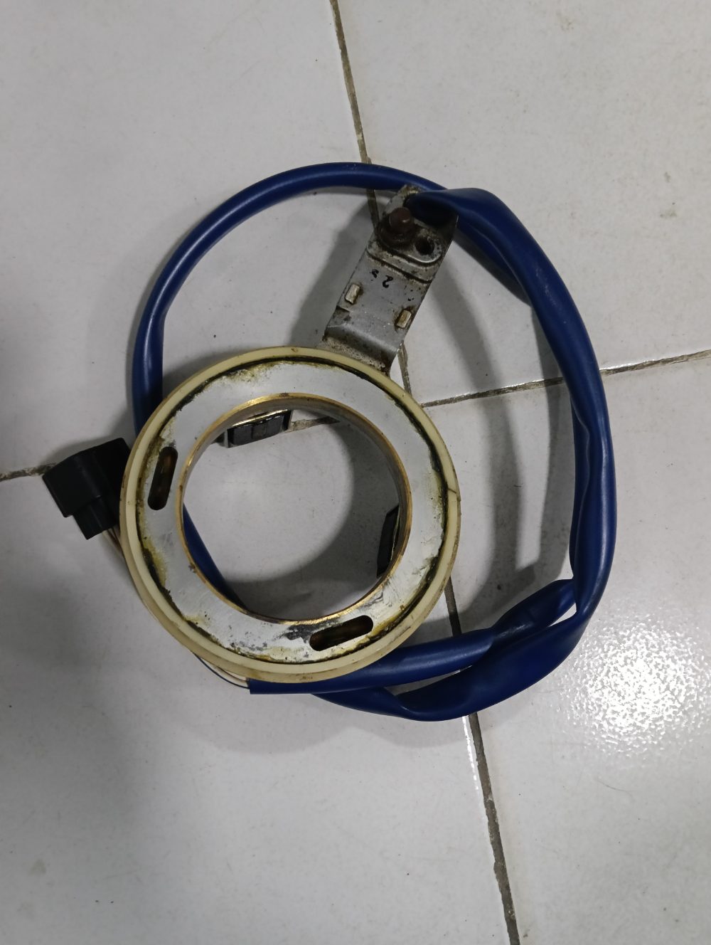 Bobina pulsora para Yamaha 200 HP 2T — foto 2