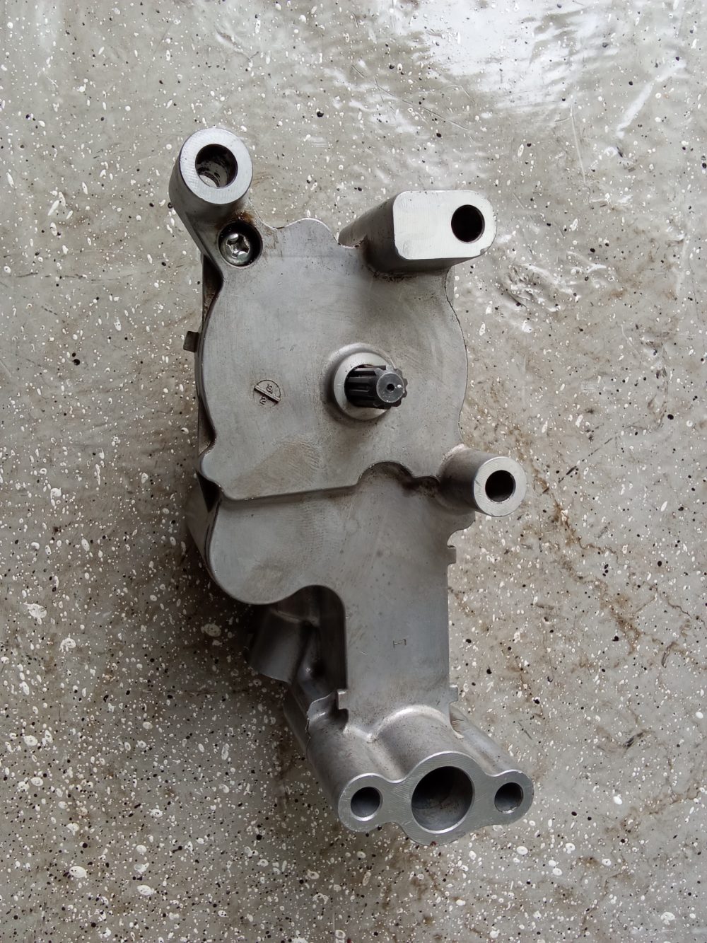 Bomba de aceite para Suzuki 250 HP — foto 3