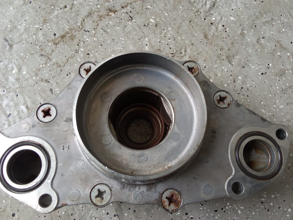 Bomba de aceite para Yamaha 200 HP — foto 3