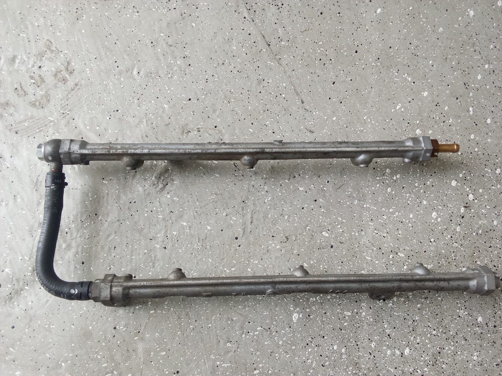 Flauta de inyectores para Suzuki 250 HP — foto 3