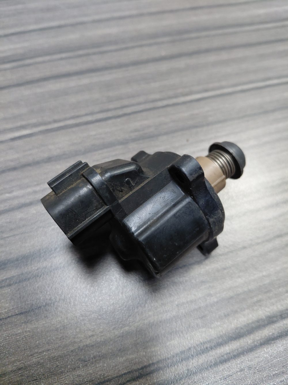 Valvula de control de aire de relenti IAC mitsubishi — foto 3