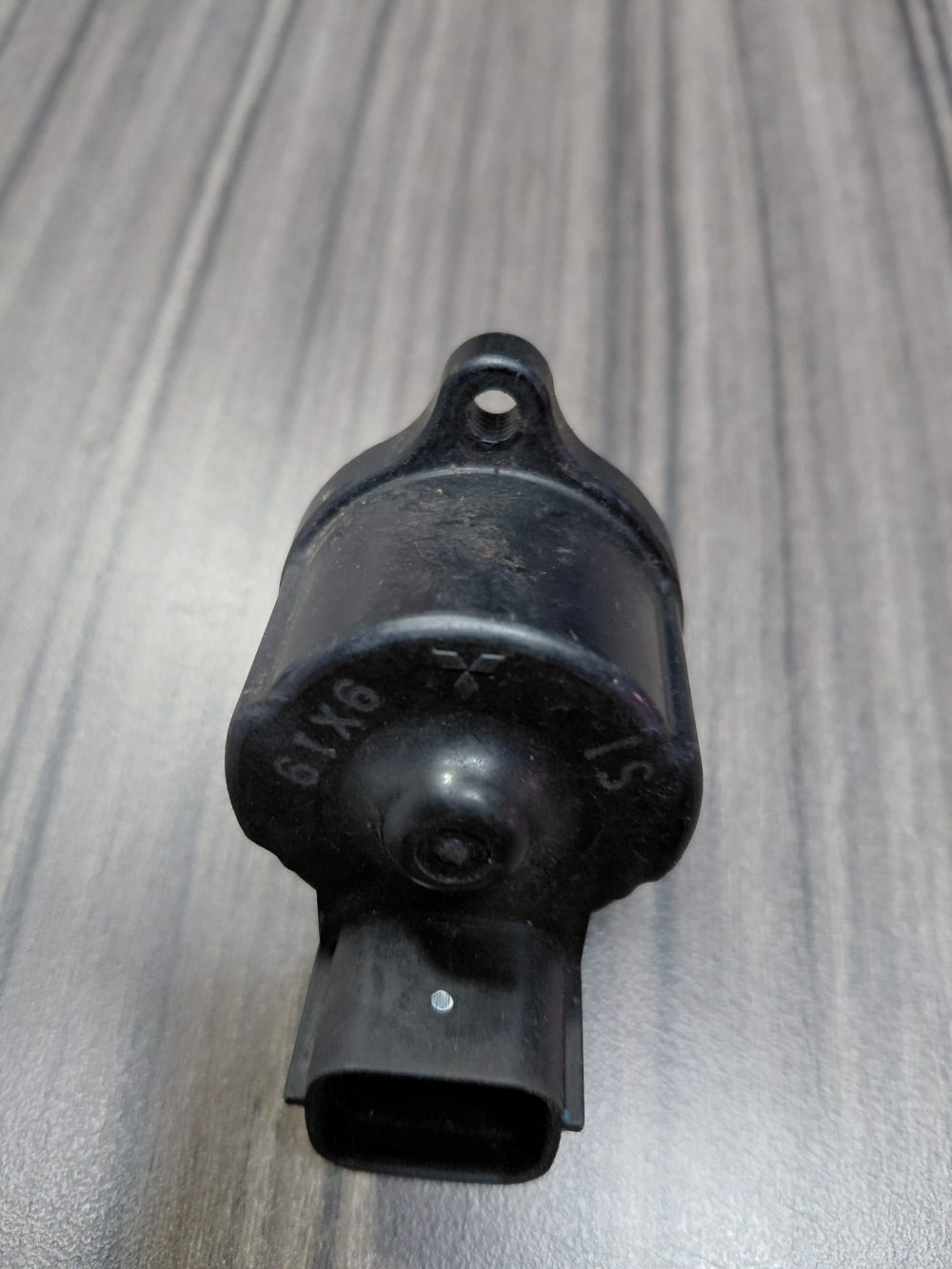 Valvula de control de aire de relenti IAC mitsubishi — foto 4