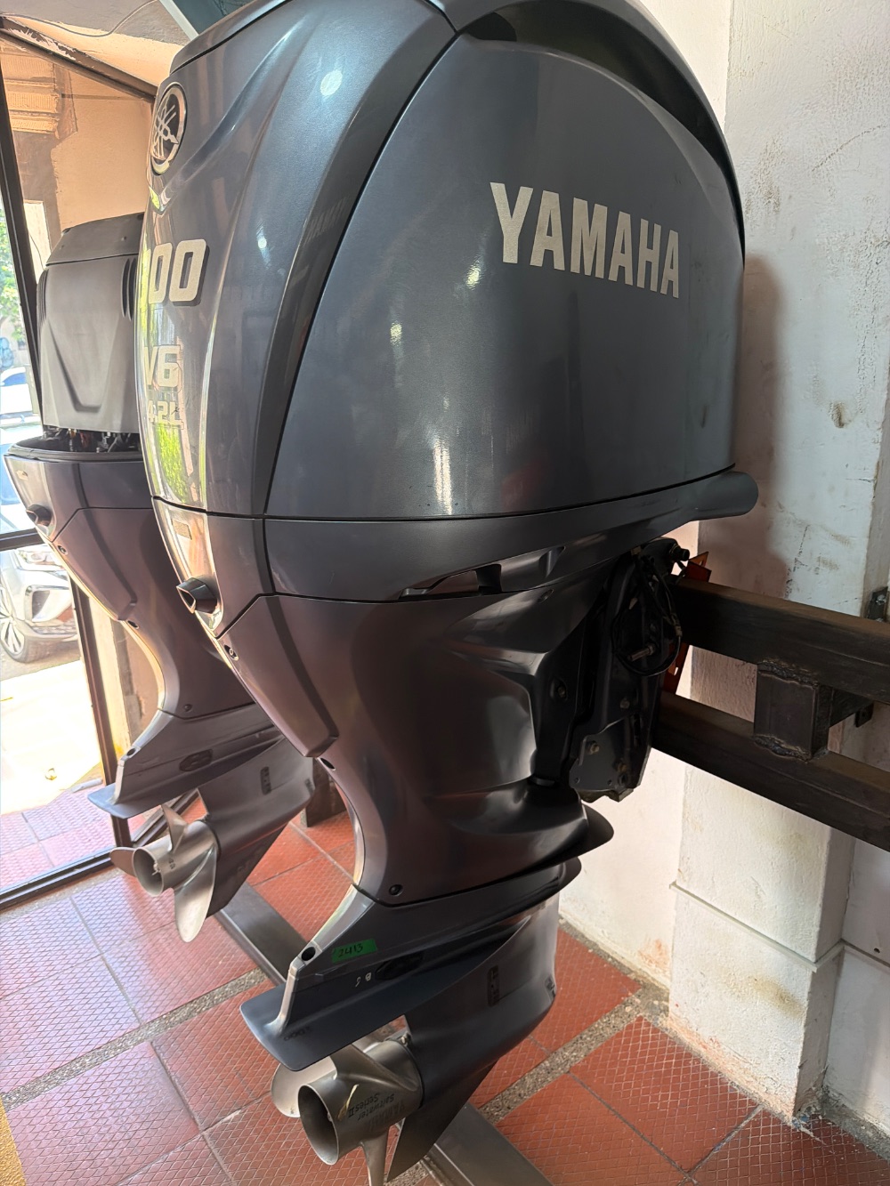 Motor fuera de borda Yamaha 300 V6 4.2L — foto 4