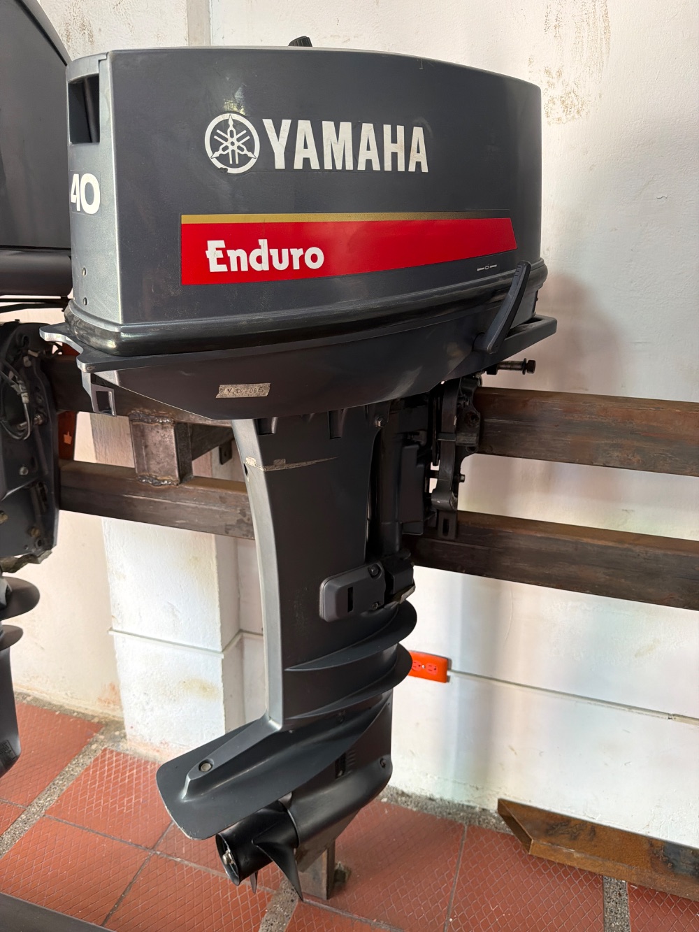 Motor fuera de borda Yamaha Enduro 40 HP — foto 2