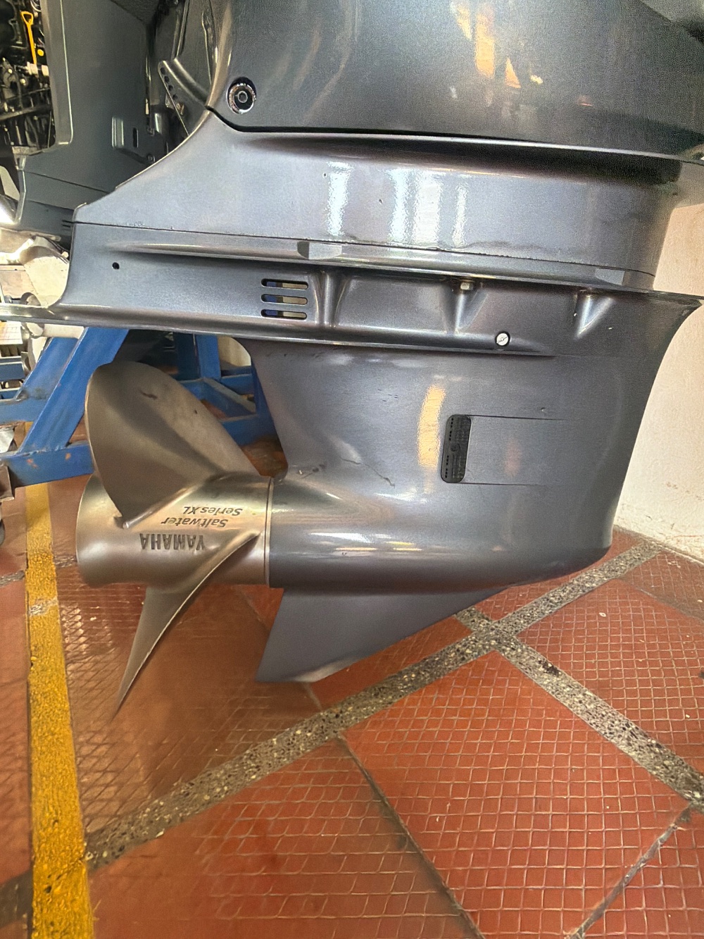 Motor fuera de borda Yamaha 300HP Modelo D — foto 3