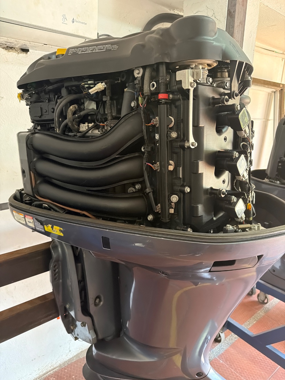 Motor fuera de borda Yamaha 300HP Modelo D — foto 5
