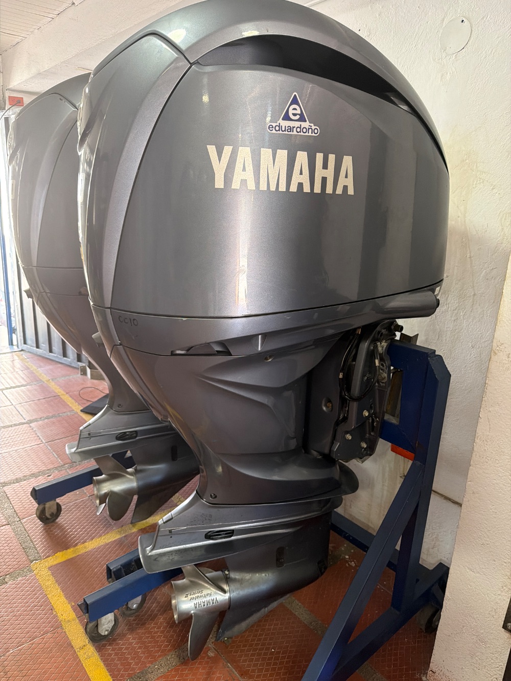 Motor fuera de borda Yamaha 300HP Serie G