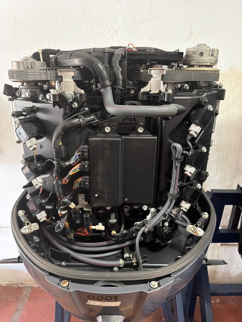 Motor fuera de borda Yamaha 300 V6 4.2L — foto 5