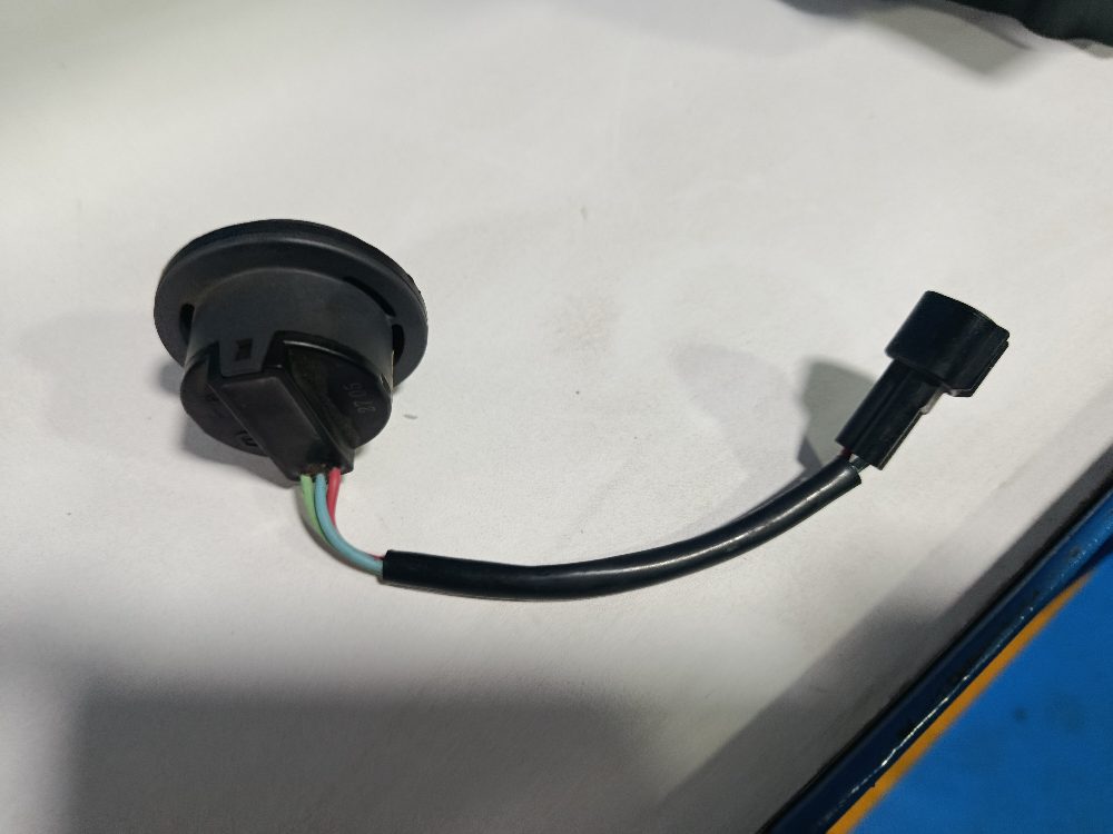Interruptor de PowerTrin Yamaha 200 2T — foto 3