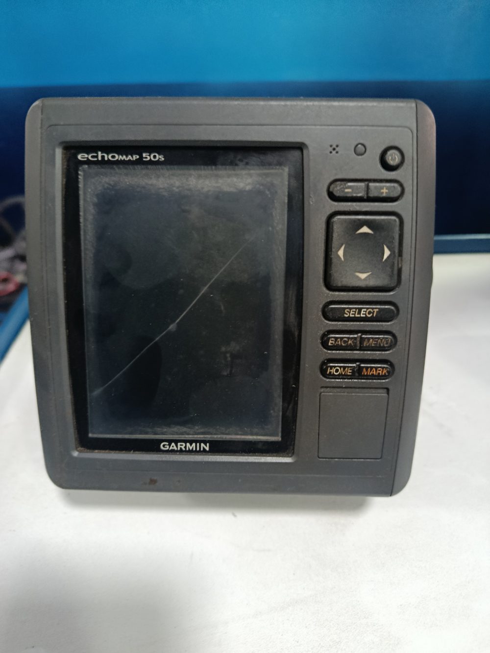Garmin echoMAP 50s (GPS/sonda náutica con pantalla agrietada)