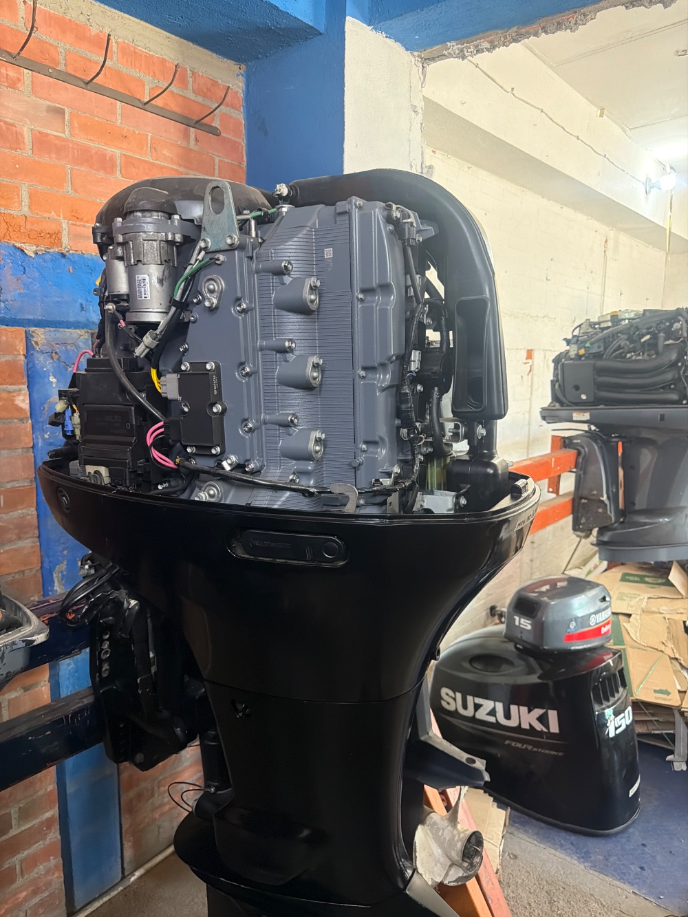 Motor Suzuki 150 HP 4T — foto 2
