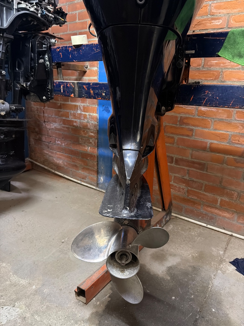 Motor Suzuki 150 HP 4T — foto 3