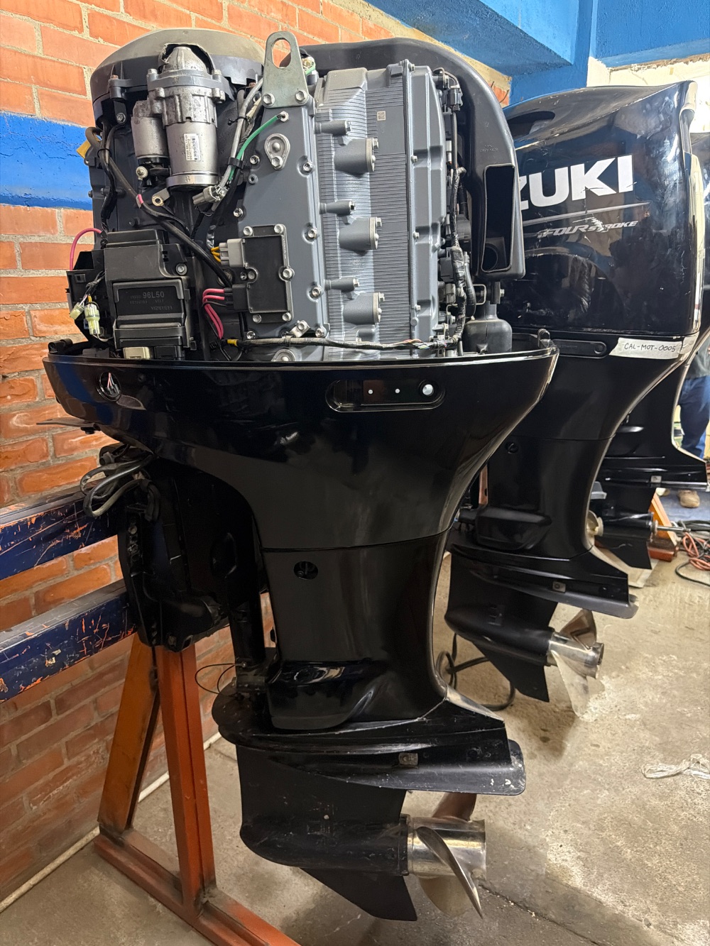 Motor Suzuki 150 HP 4T — foto 5