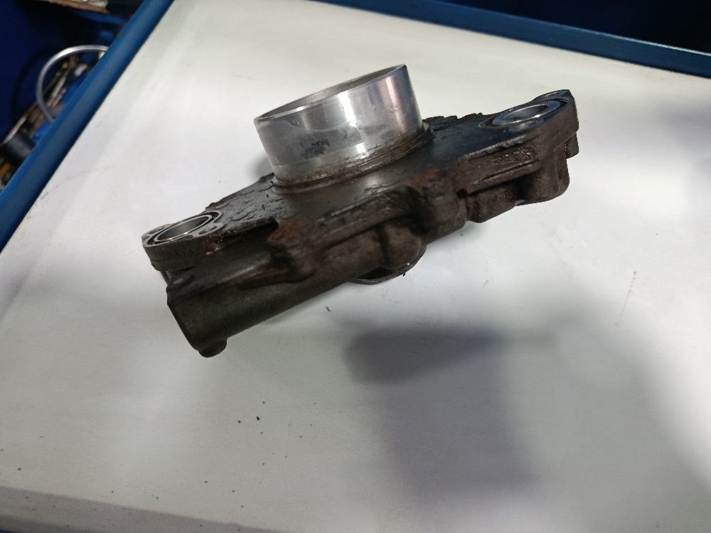 Bomba de aceite Yamaha 250HP — foto 2