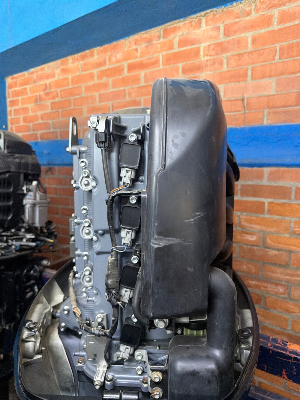 Motor Suzuki 150 HP 4T — foto 2