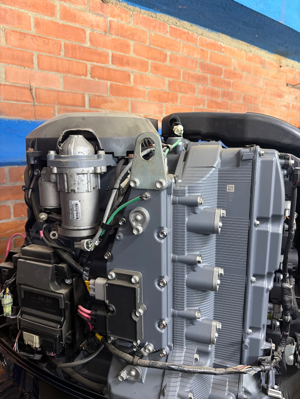 Motor Suzuki 150 HP 4T — foto 3