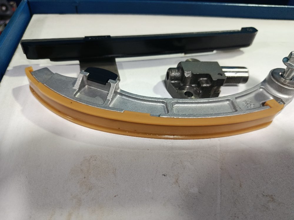 Kit de cadena de distribución con guías y tensor Suzuki 115HP — foto 3