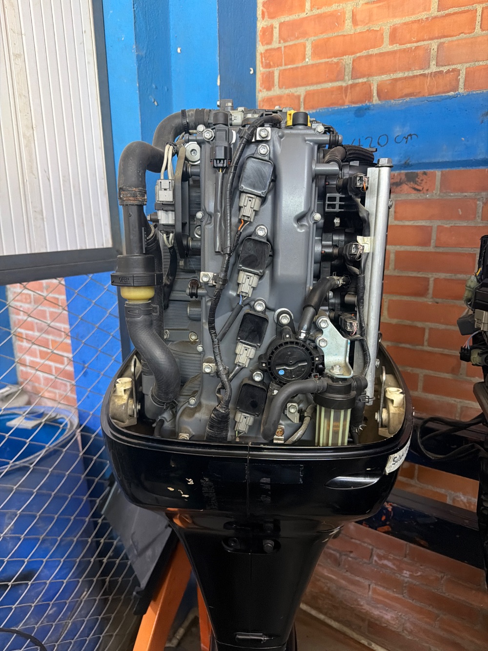 Motor 115 HP 4T — foto 2