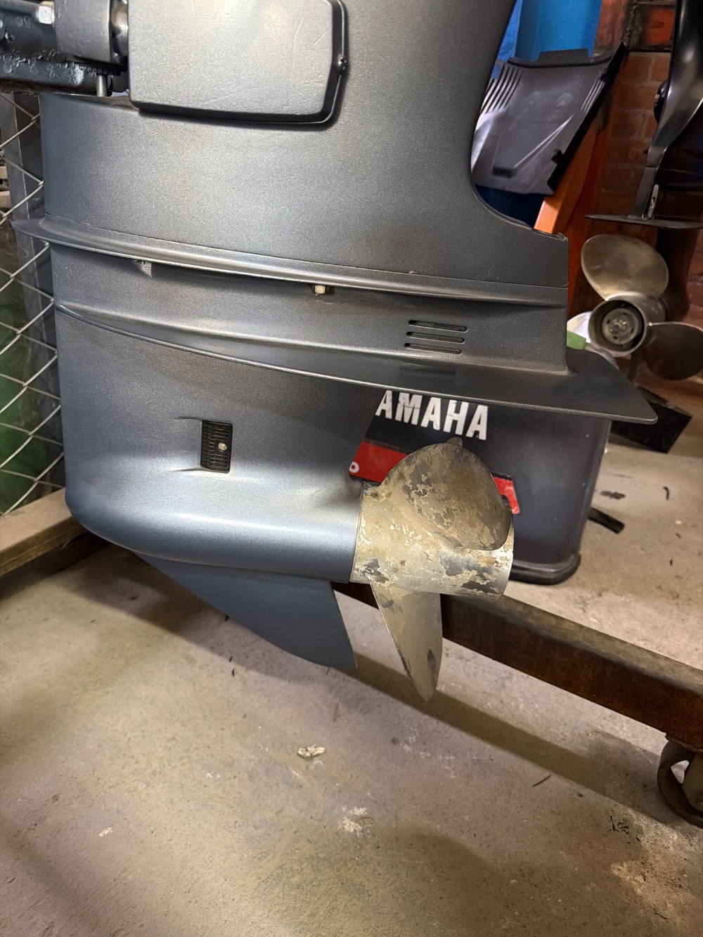Motor Yamaha 75 HP 2T — foto 8