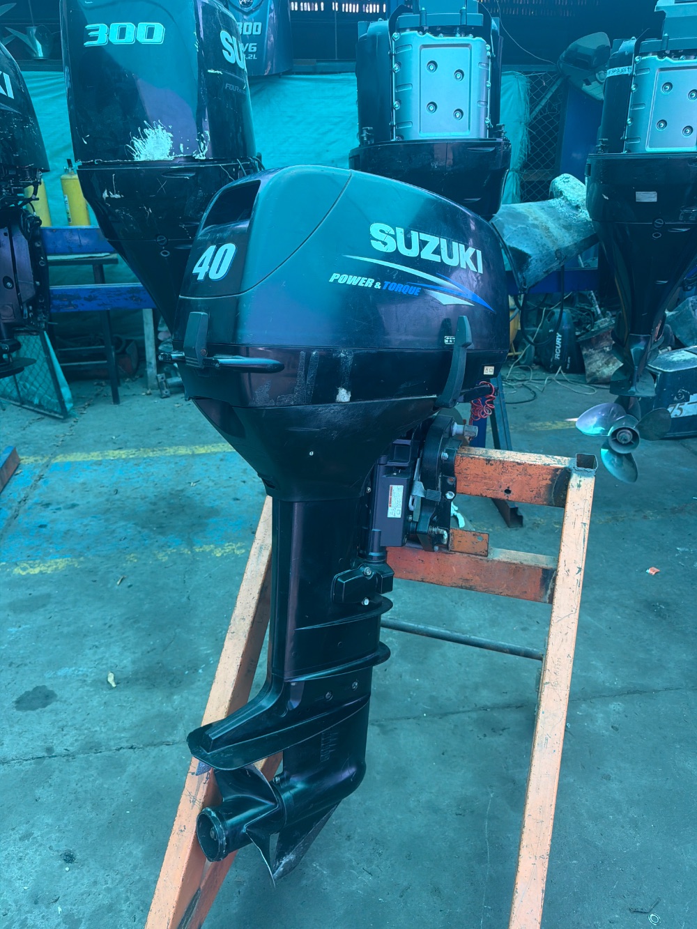 Motor Suzuki 40HP 2T — foto 8