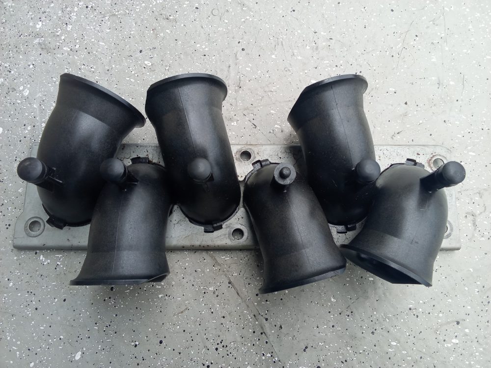 Flautas de admisión Suzuki 250HP — foto 3
