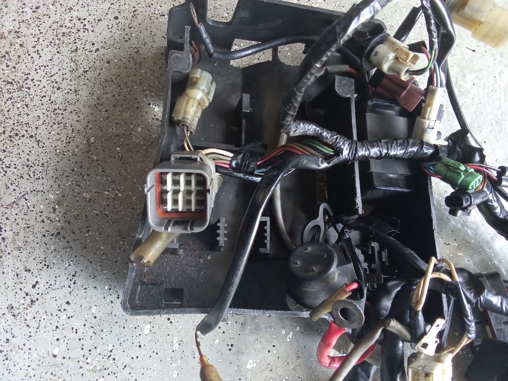 Arnés de cableado con conectores para motor fuera de borda — foto 2