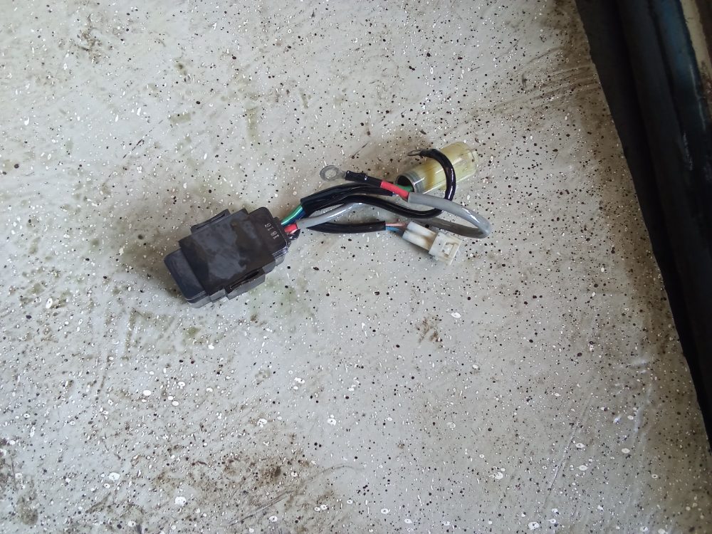 Relè de trim — foto 2