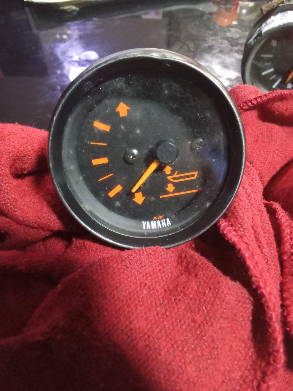 Reloj indicador de trim analógico — foto 2