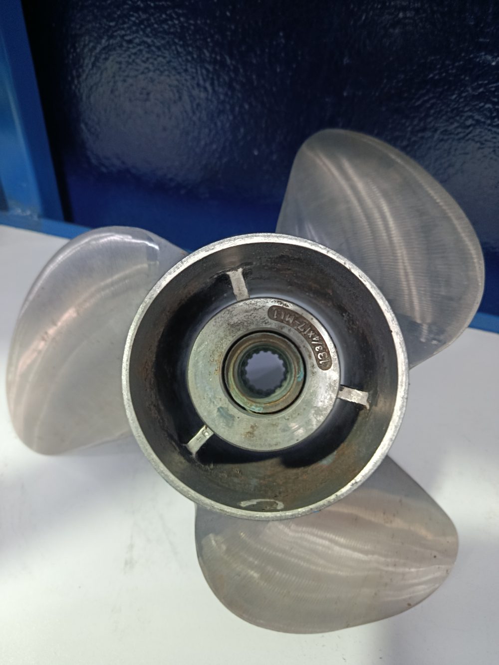 Hélice/propela para motor fuera de borda