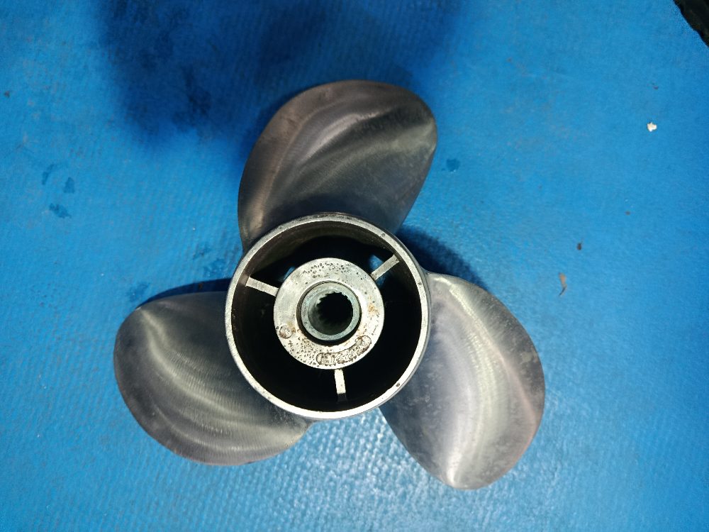 Hélice/propela de motor fuera de borda de 3 palas