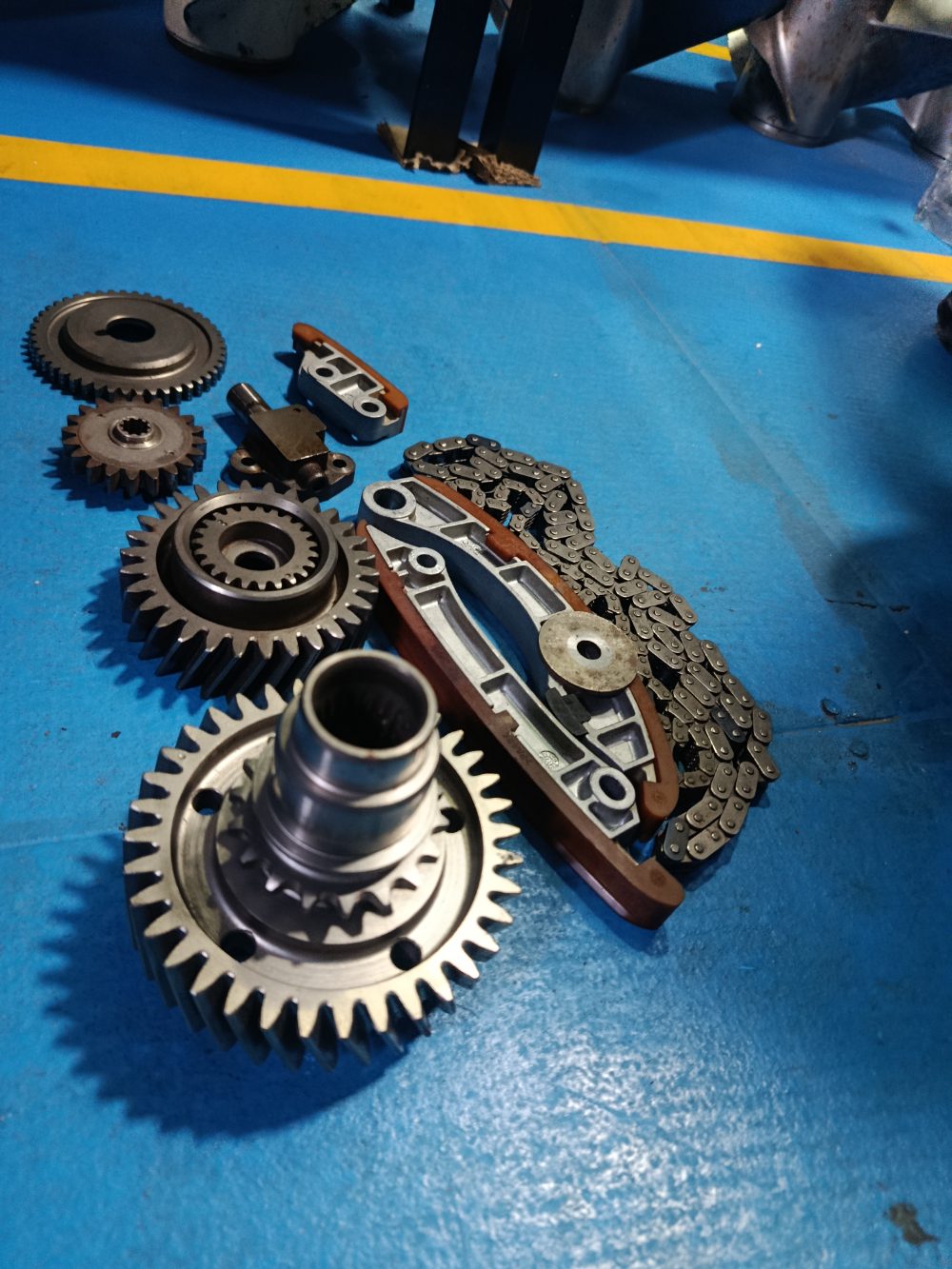 Kit de cadena de tiempo con engranajes y guías de distribución Suzuki 250HP — foto 3