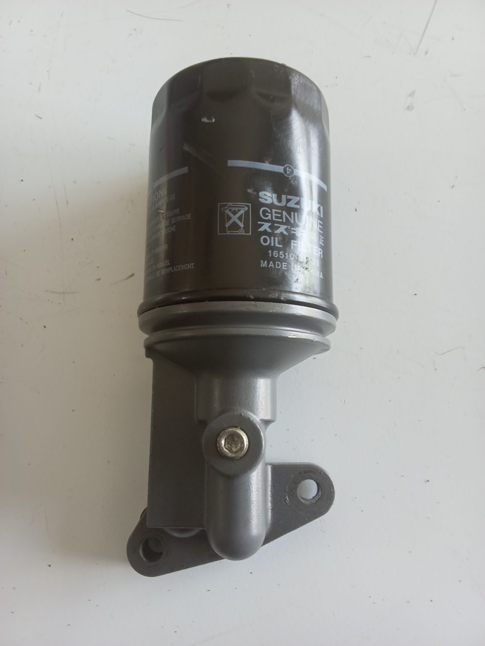 Soporte o adaptador de filtro de aceite SUZUKI 90 HP 4T