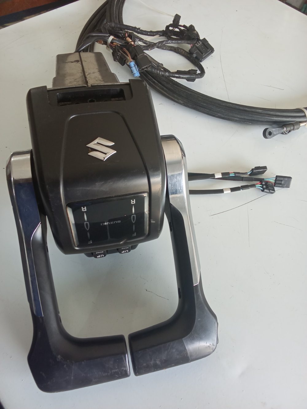 Caja doble Suzuki — foto 4