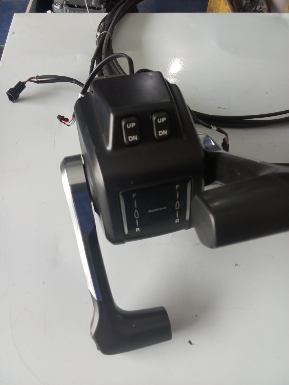 Caja de mando doble de guayas Suzuki — foto 4