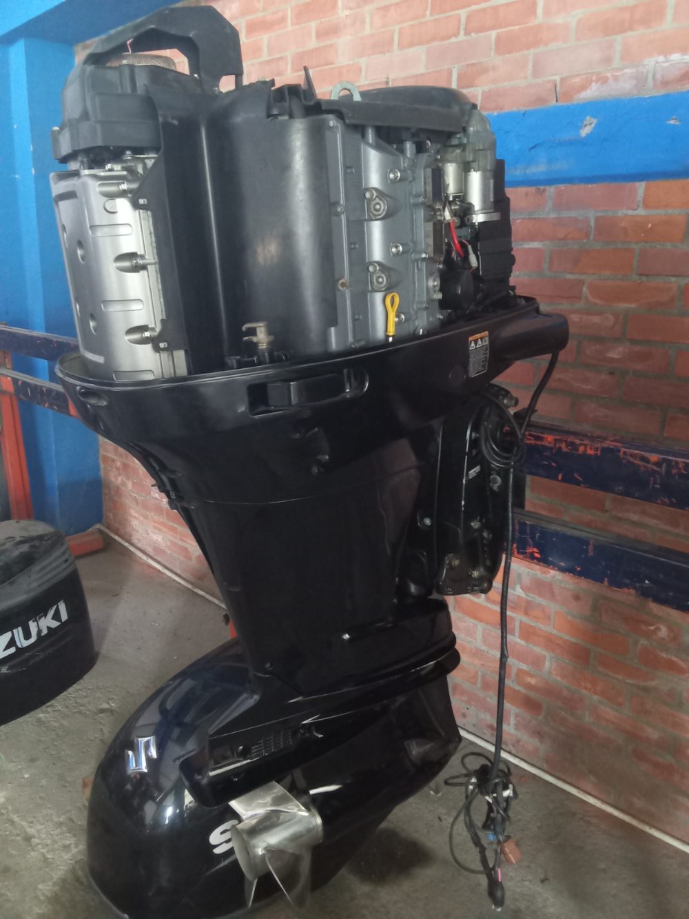 Motor fuera de borda Suzuki 300HP — foto 4