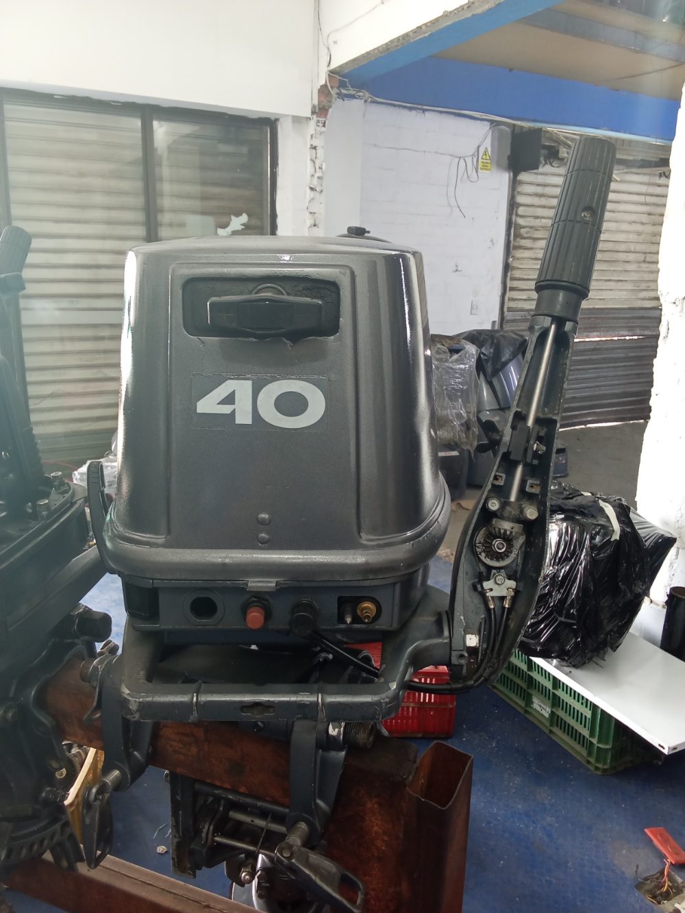 Motor fuera de borda Yamaha 40HP 2T — foto 3