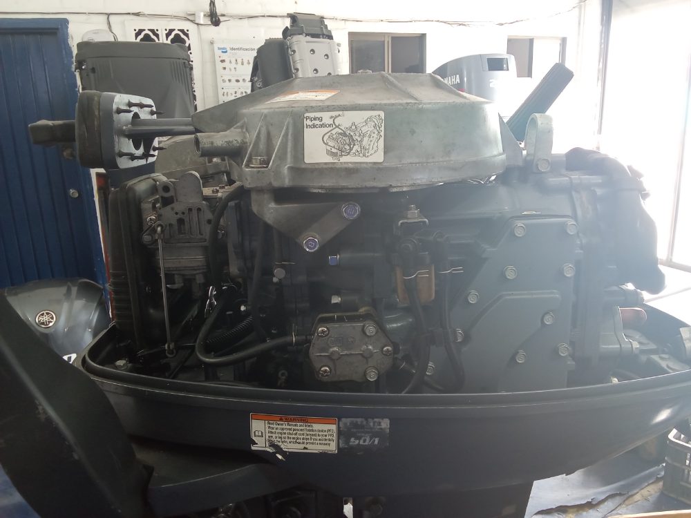Motor fuera de borda Yamaha 40HP 2T — foto 8