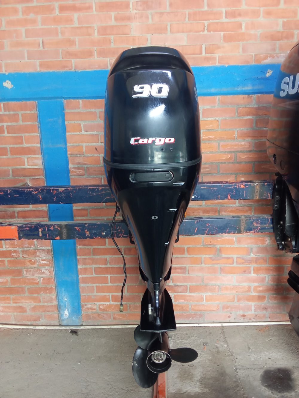 Motor fuera de borda Suzuki 90Hp 4t con brazo