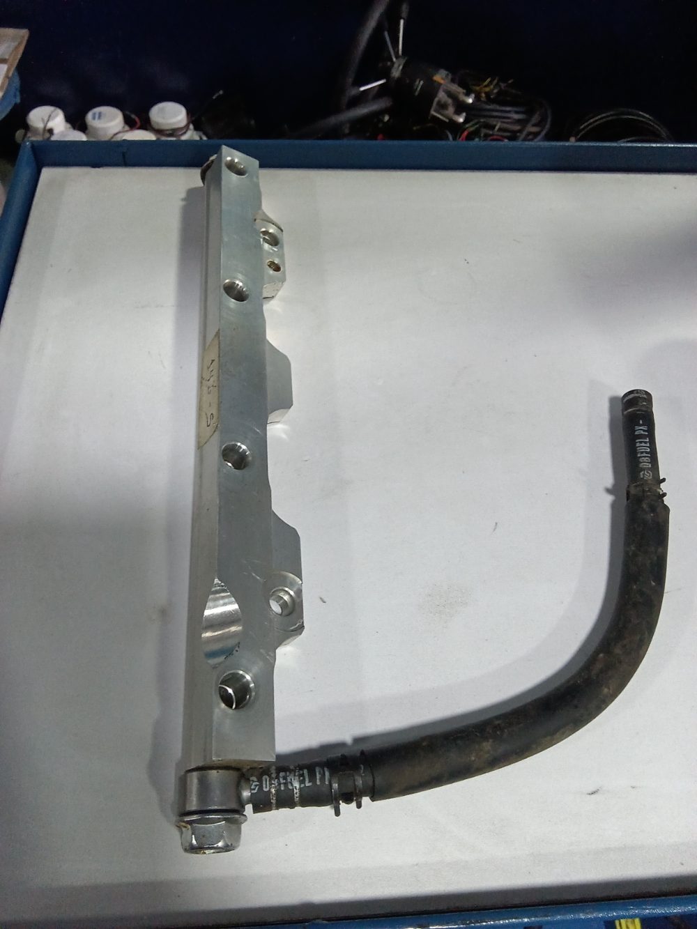 Riel de inyectores de combustible suzuki 115hp modelo viejo