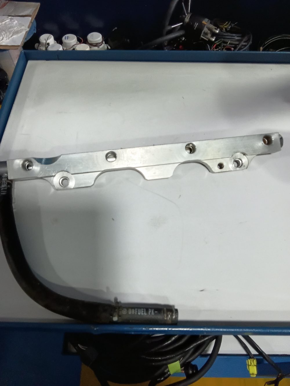 Riel de inyectores de combustible suzuki 115hp modelo viejo — foto 3