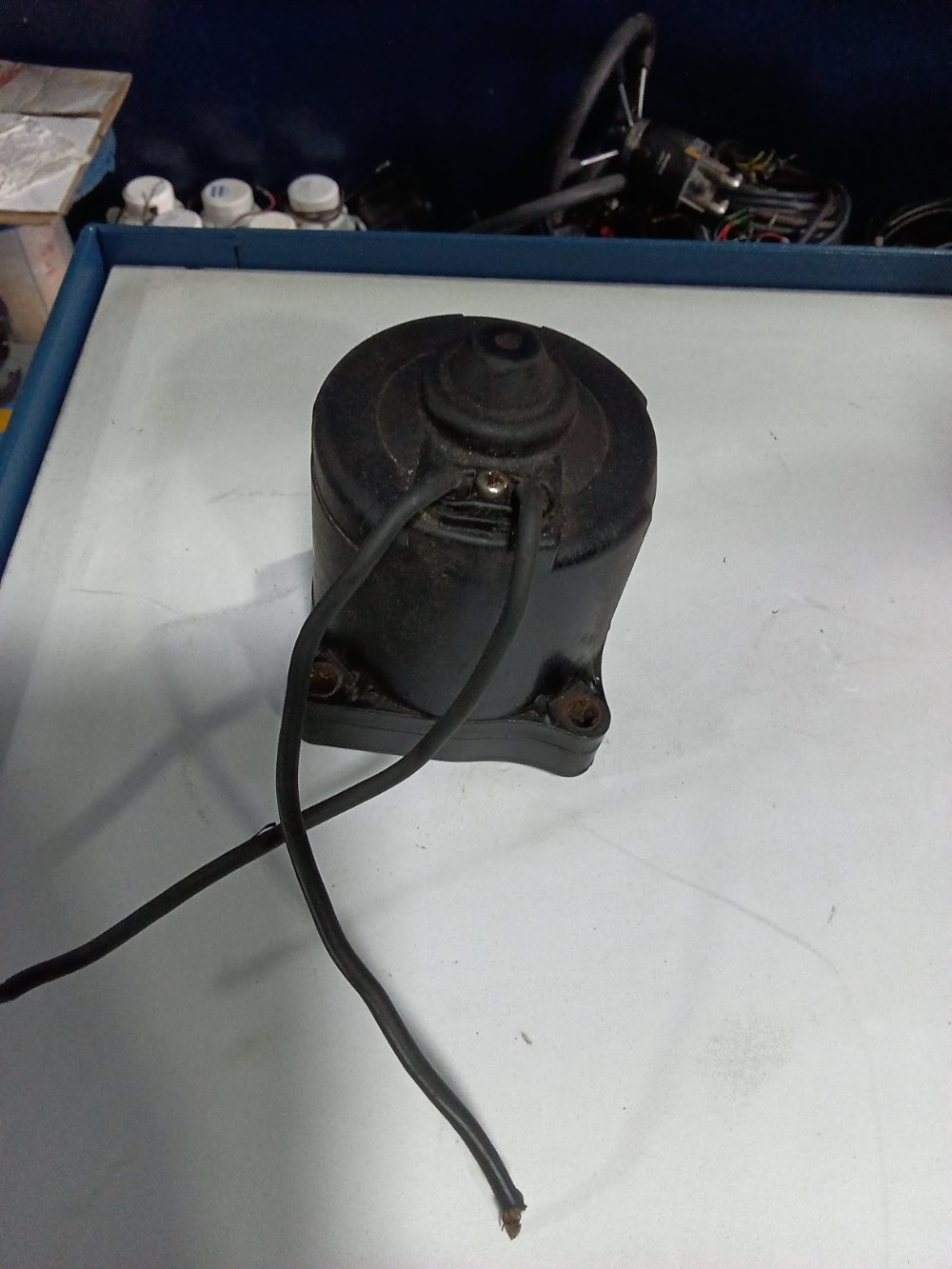 Motor de powertrim suzuki 250HP