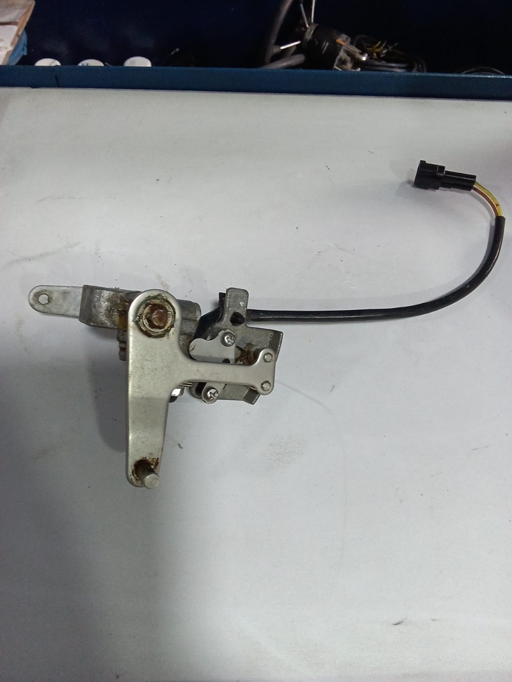 Sensor de posicion de cambio + base suzuki 115HP