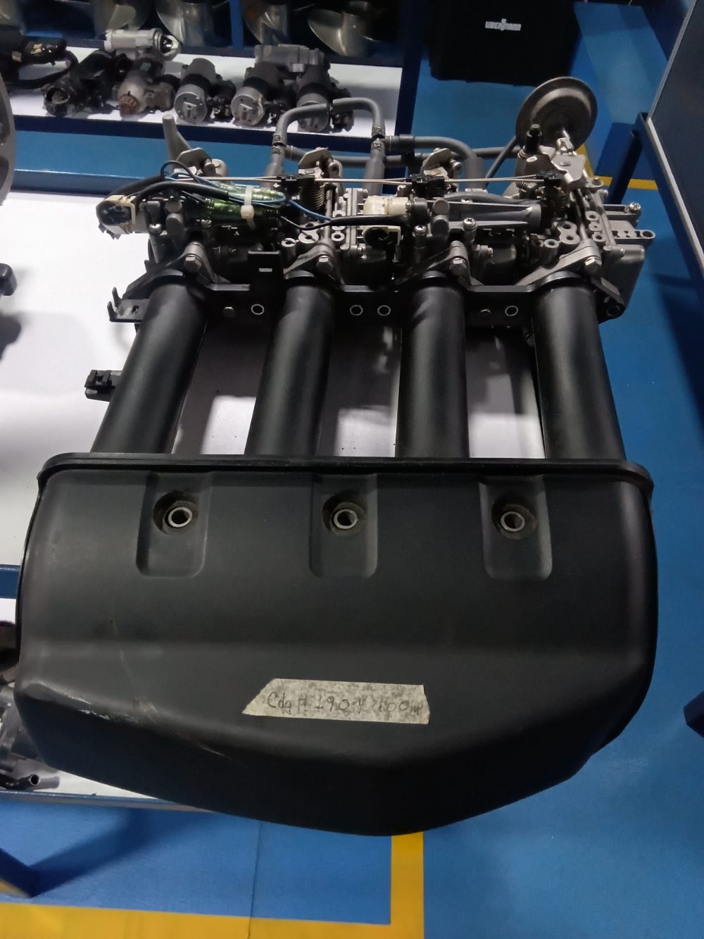 Carburadores + cuerpo de admision yamaha 100HP 2T — foto 2